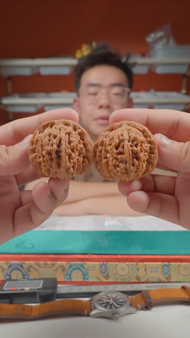 把件文玩核桃44mm蓟县楼-尖小磕