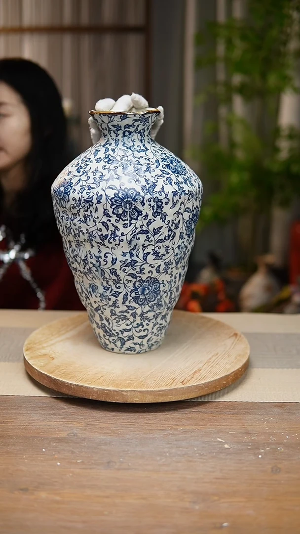 【闪购商品】陶瓷  花器青花瓷缠枝莲高脚