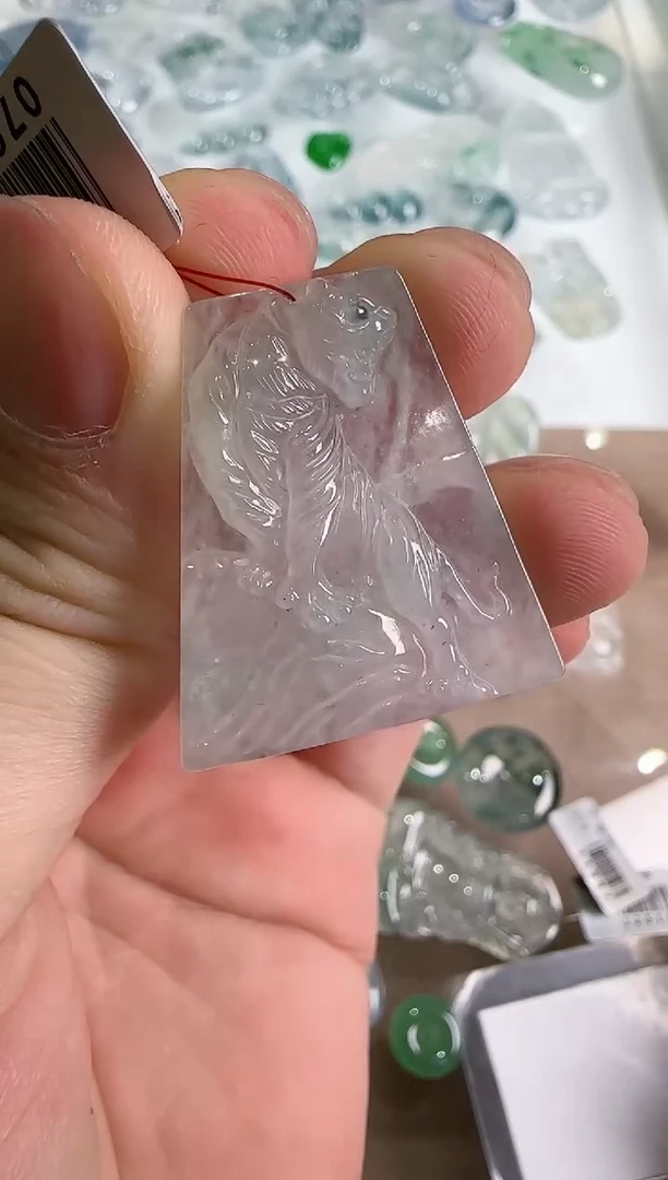【闪购商品】翡翠吊坠(不含链)未镶嵌··