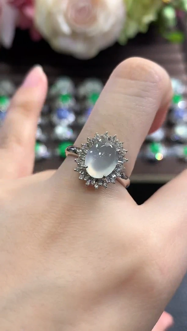 18K金镶嵌戒指翡翠b99