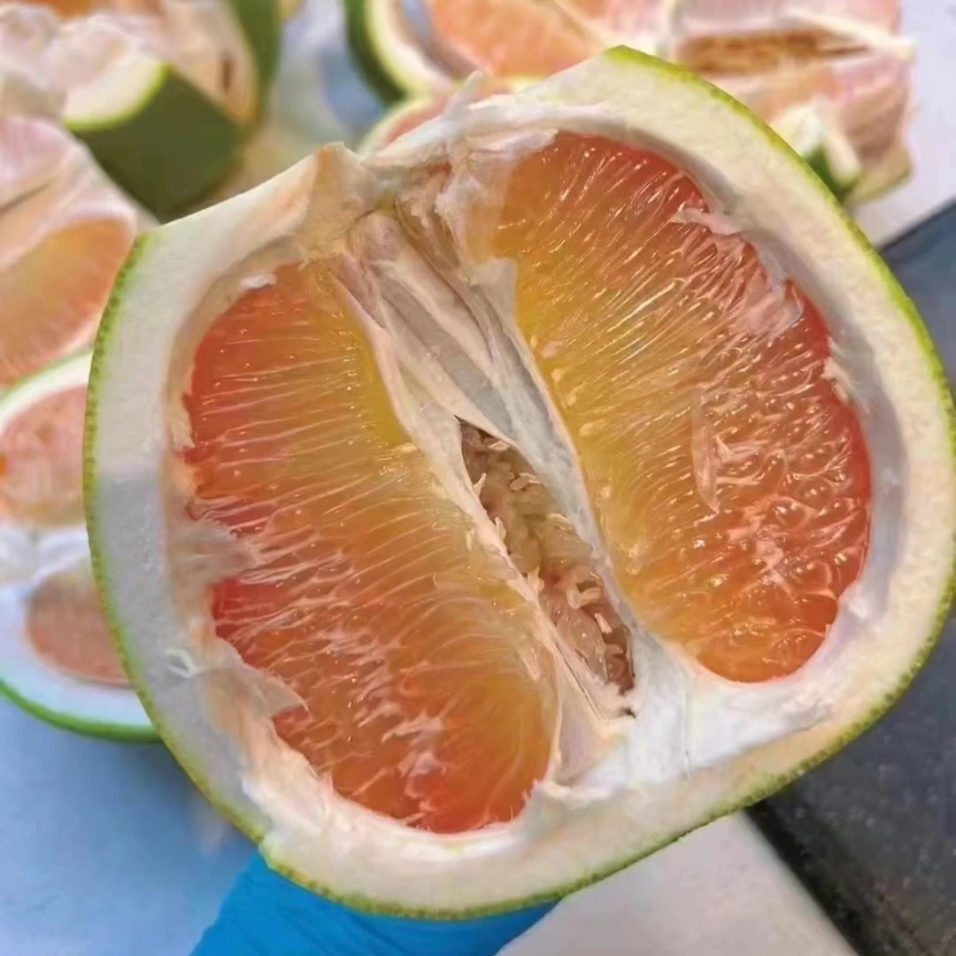 【一个】爆汁泰国金柚g