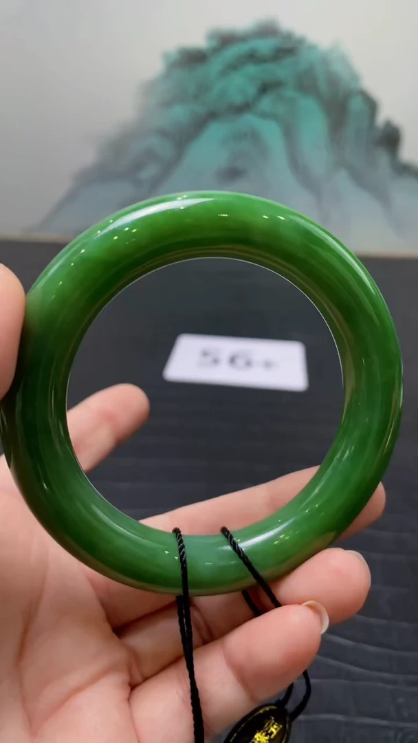 未镶嵌手镯和田玉（碧玉）?****?56+