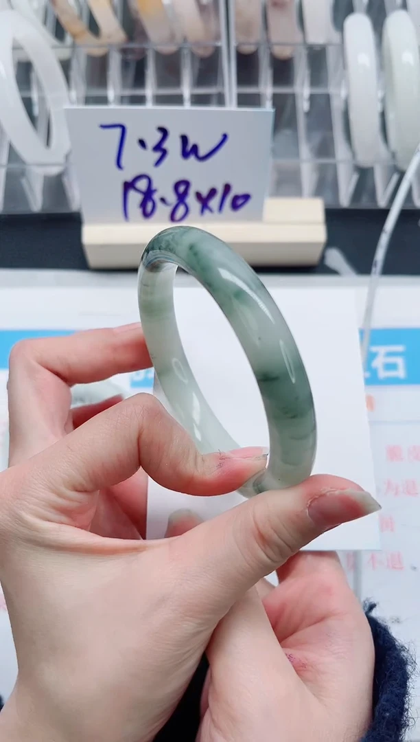 【闪购商品】石英质玉手镯未镶嵌A392-60.3