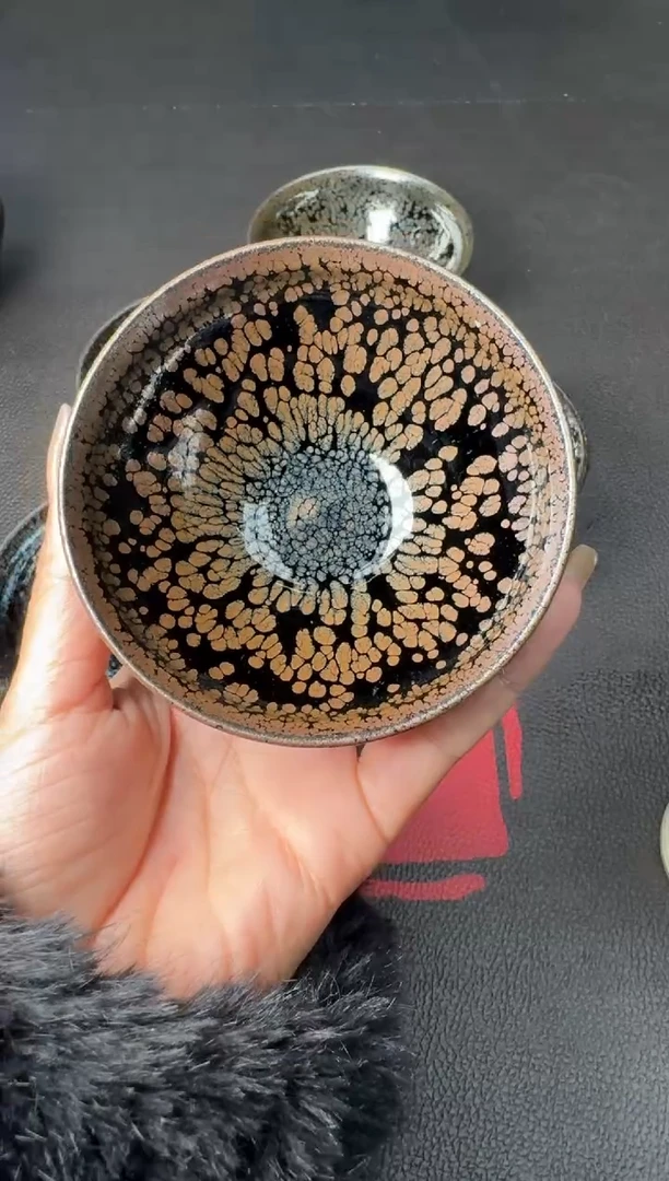 茶盏垂*巴裴春元金油滴220