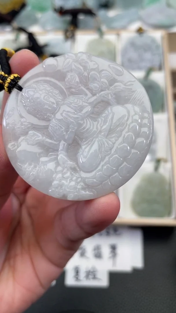 颈饰未镶嵌翡翠天然缅甸翡翠A货104