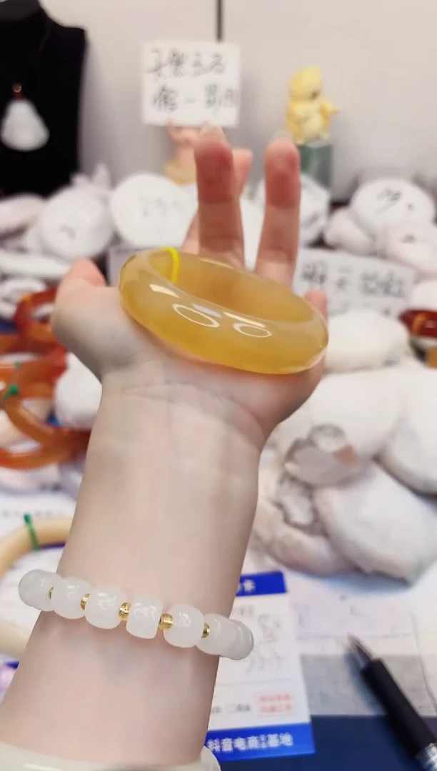 【闪购商品】石英质玉手镯未镶嵌192-财气镯-圈口55