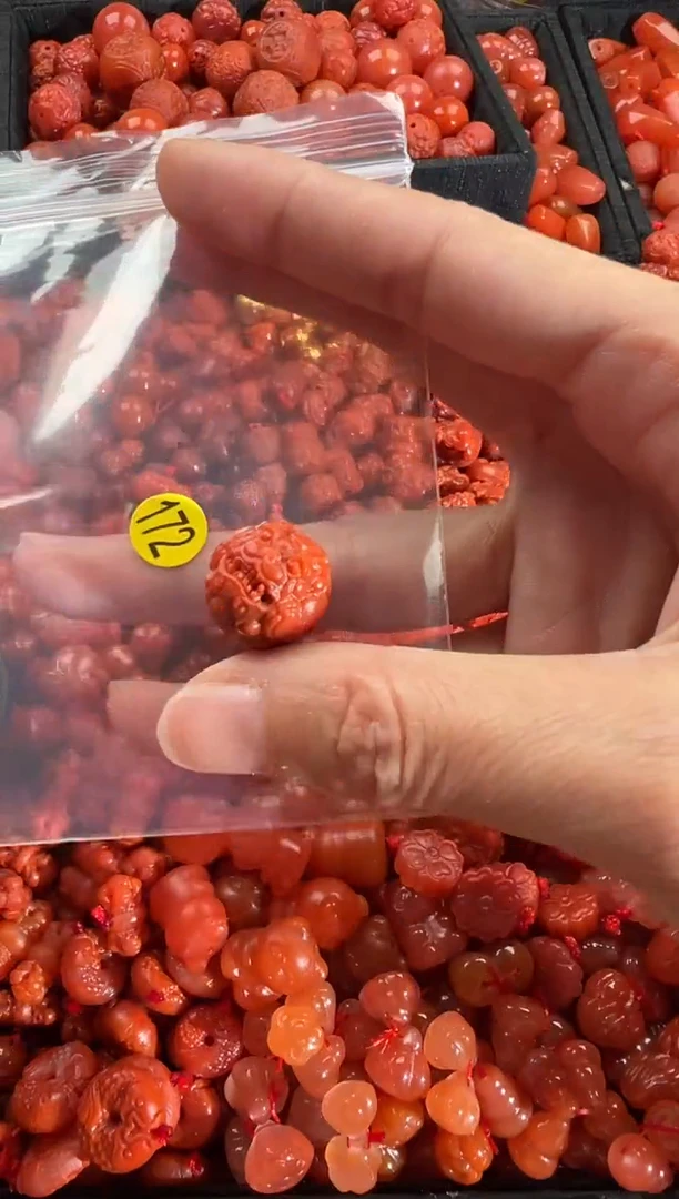 【闪购商品】南红玛瑙颈饰未镶嵌1