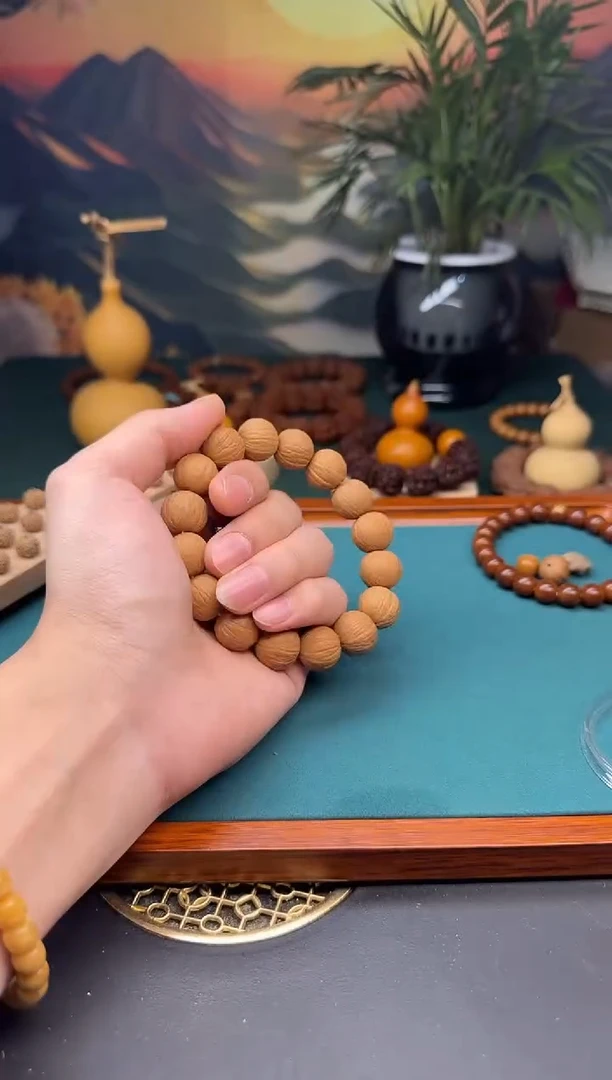 【闪购商品】猴头核桃吊坠猴头原皮聚宝盆手串尺寸16~17左右