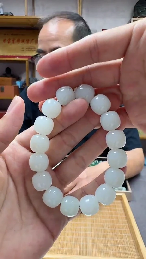 未镶嵌手链和田玉14于阗