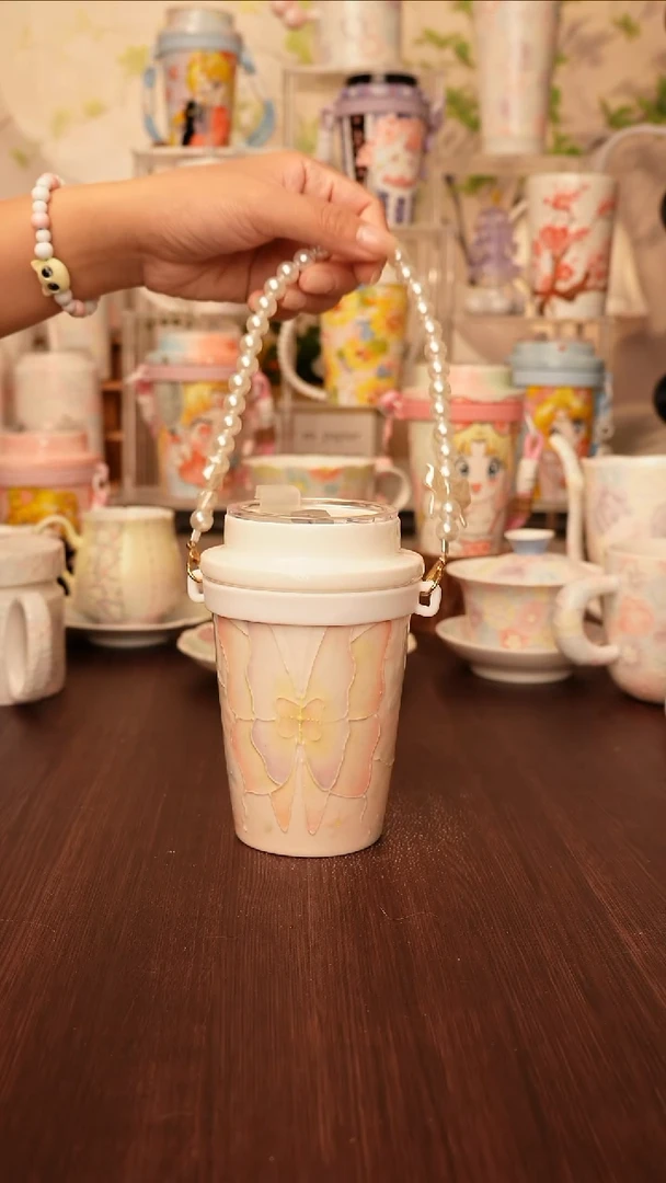 陶景德镇手绘的杯子