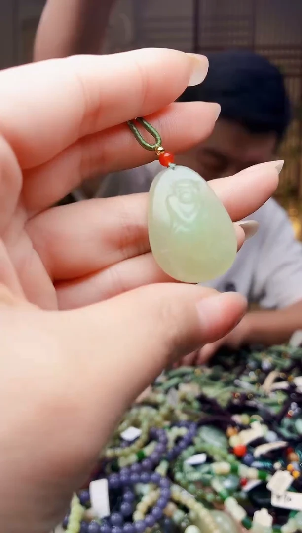 颈饰未镶嵌和田玉多样性发货，拍一发一