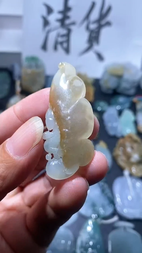 吊坠(不含链)未镶嵌翡翠1