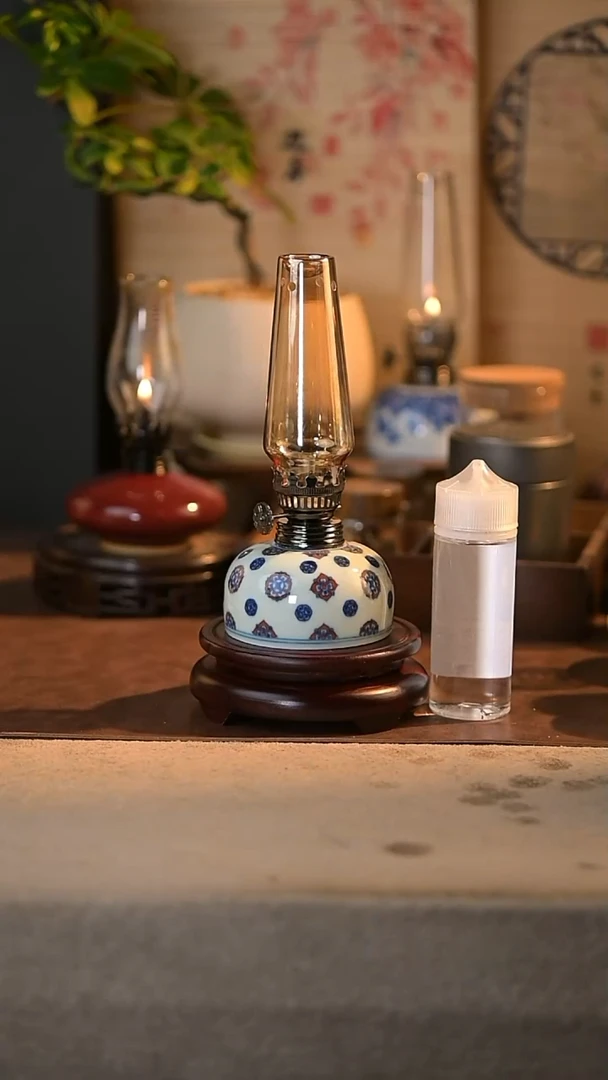 刘*成景德镇陶瓷香薰灯摆件