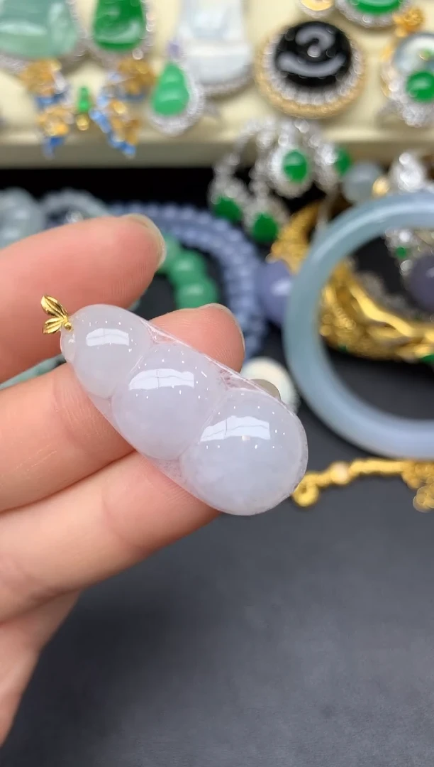 颈饰18K金镶嵌翡翠84-雪姐翡翠天天见