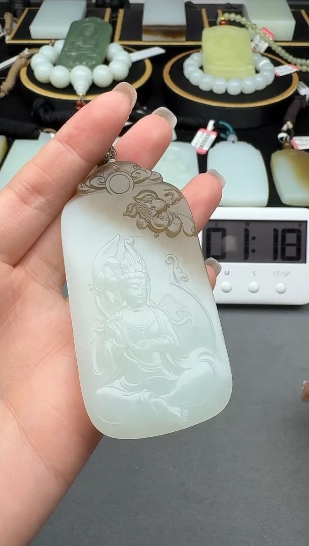 颈饰未镶嵌和田玉3