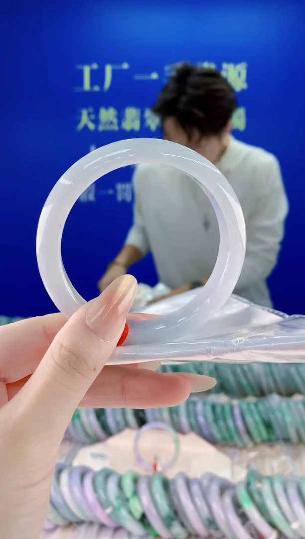 未镶嵌手镯翡翠19
