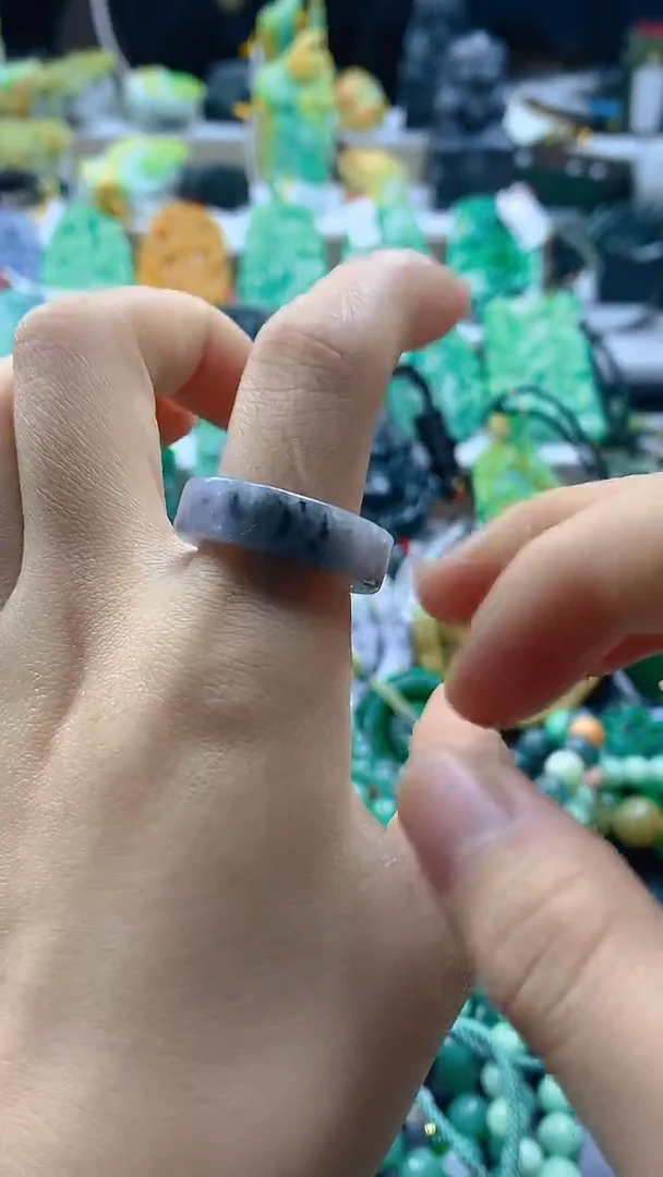 颈饰未镶嵌翡翠天然缅甸a货翡翠18.3