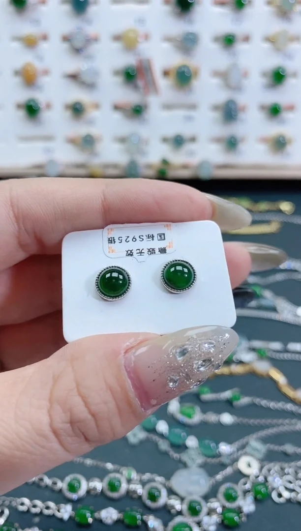银S925镶嵌翡翠耳饰天然翡翠