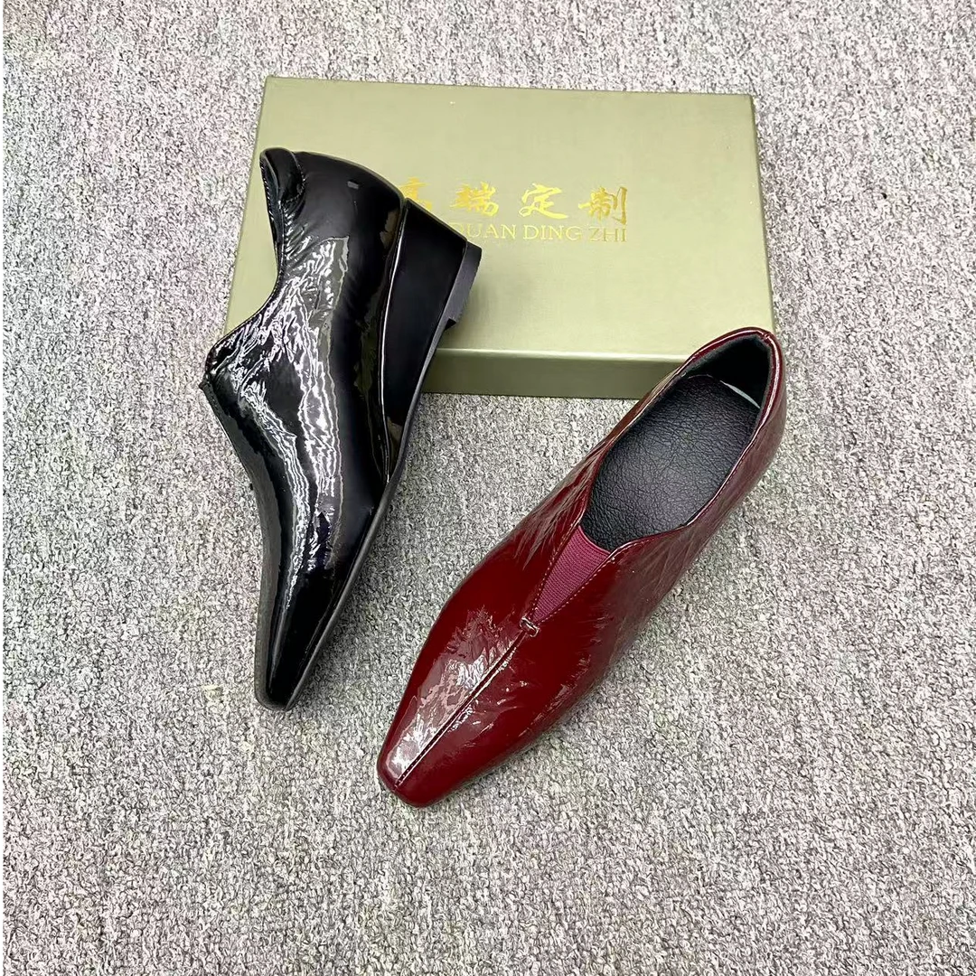 真皮手工女鞋坡跟女士单鞋黑色酒红色舒适平底商务方头牛漆皮新款