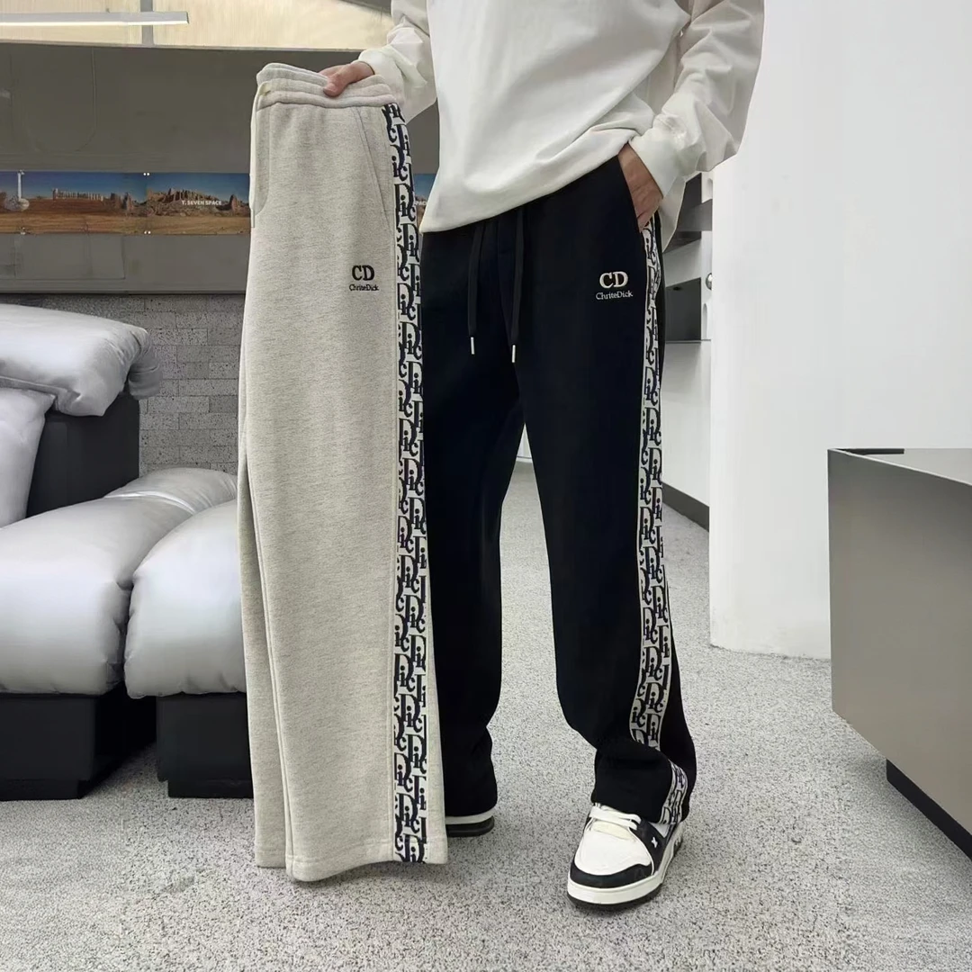 男士冬季新款直筒裤加绒加厚保暖个性时尚百搭小蜜蜂刺绣直筒裤男