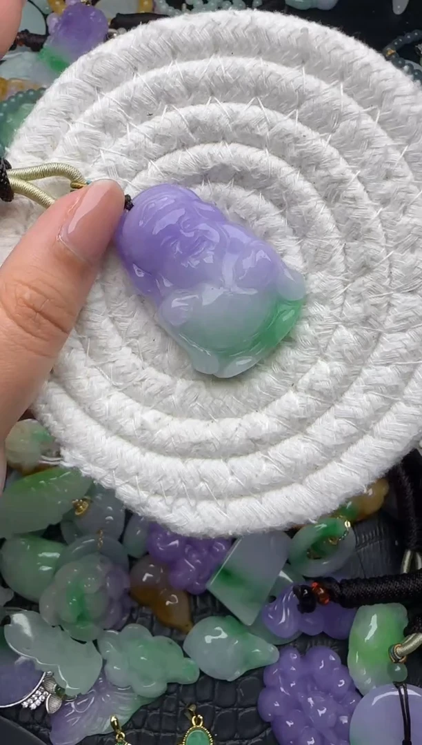 颈饰未镶嵌翡翠缅甸翡翠吊坠