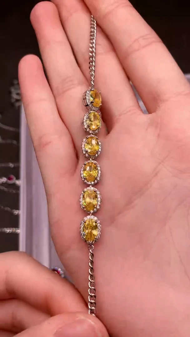 【闪购商品】彩色蓝宝石手链银S925镶嵌......