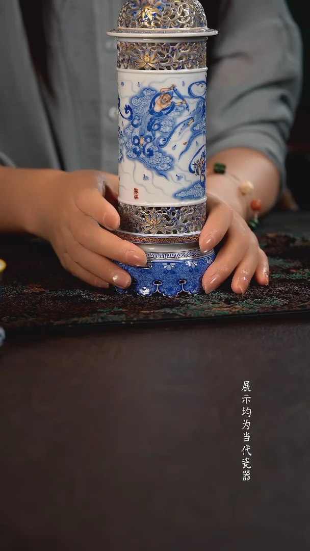 仪贤堂描金飞天女神火箭香炉