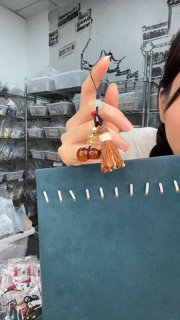 裸石琥珀未镶嵌A2966有瑕