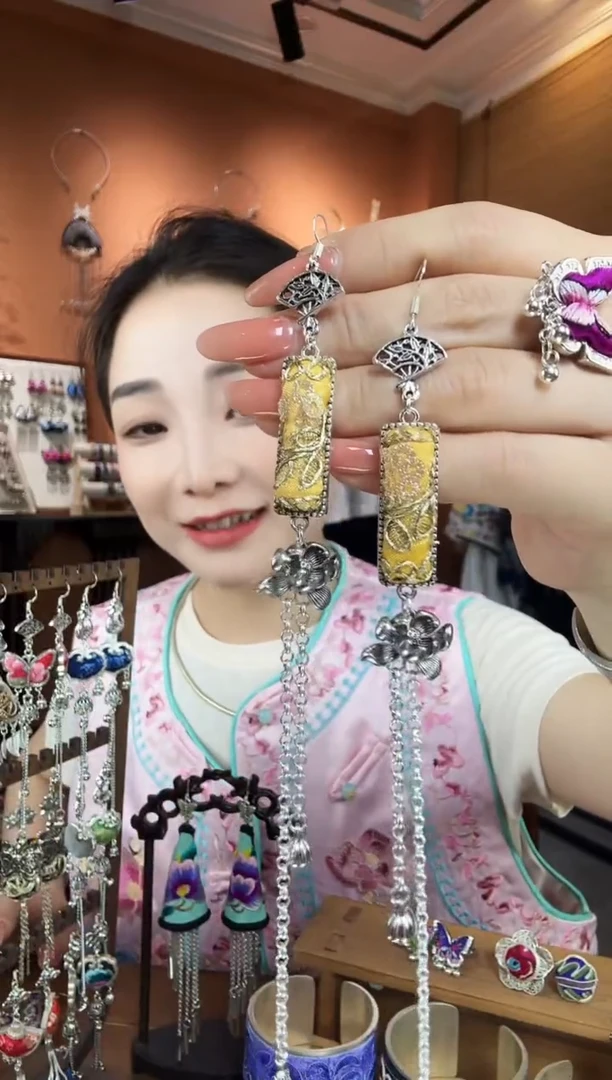 刺绣纯手工民族风耳环