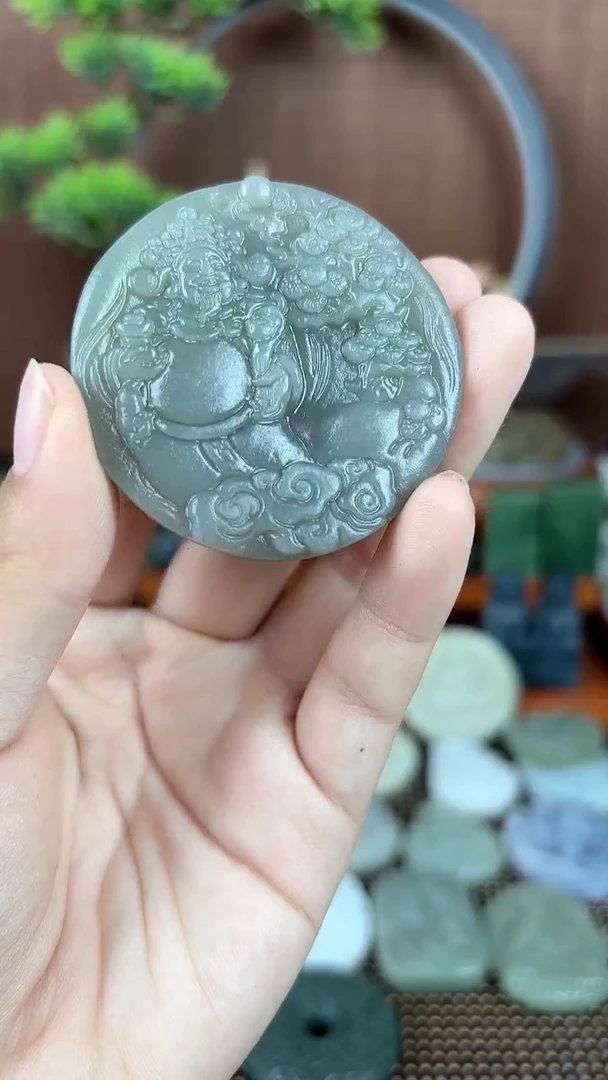 和田玉未镶嵌颈饰1