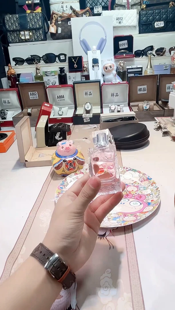 瓷片瓷器 库房到期 全部地板价@@1