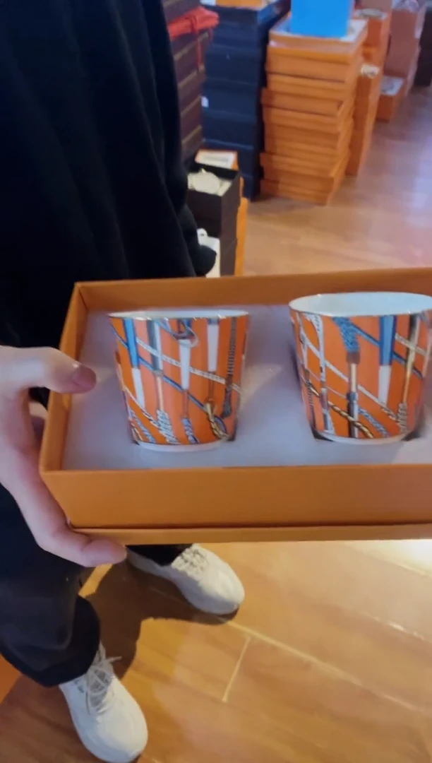 【闪购商品】杯鸿辉家品牌瓷器，京东包邮！