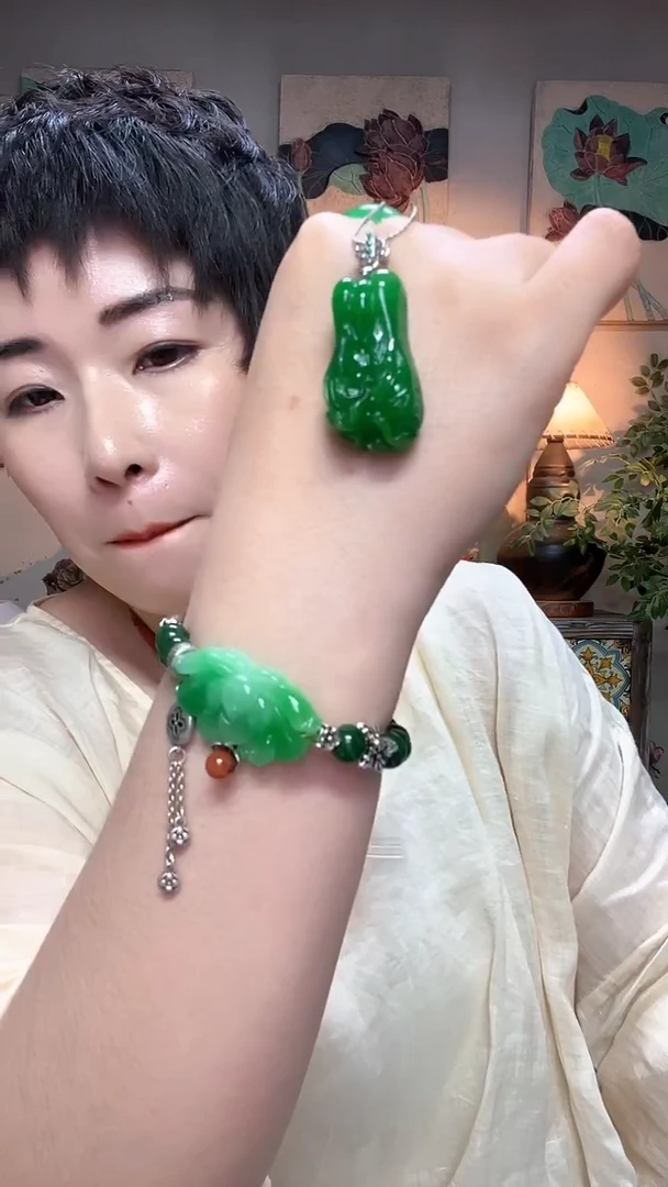 吊坠(赠链)合金翡翠640