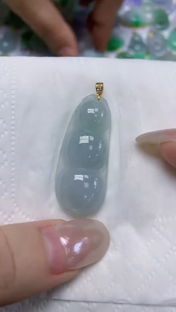 翡翠18K金镶嵌颈饰天然缅甸翡翠A货