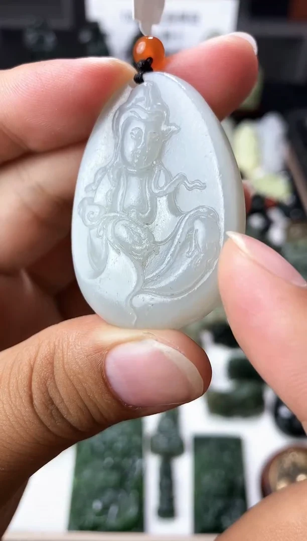 颈饰未镶嵌和田玉1