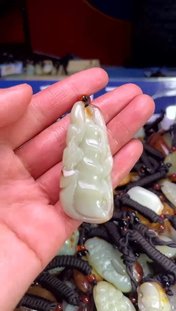 【闪购商品】和田玉颈饰未镶嵌1