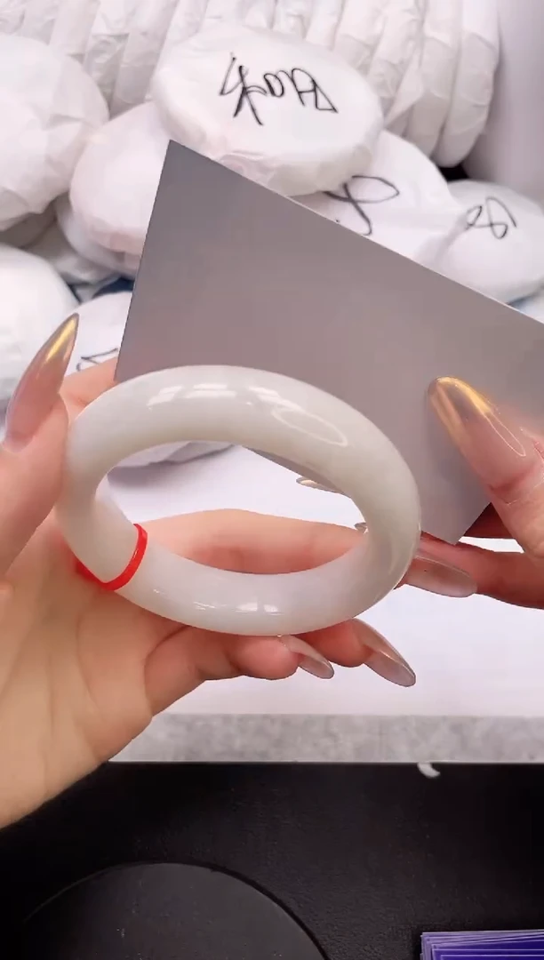 【闪购商品】和田玉手镯未镶嵌8K312-57