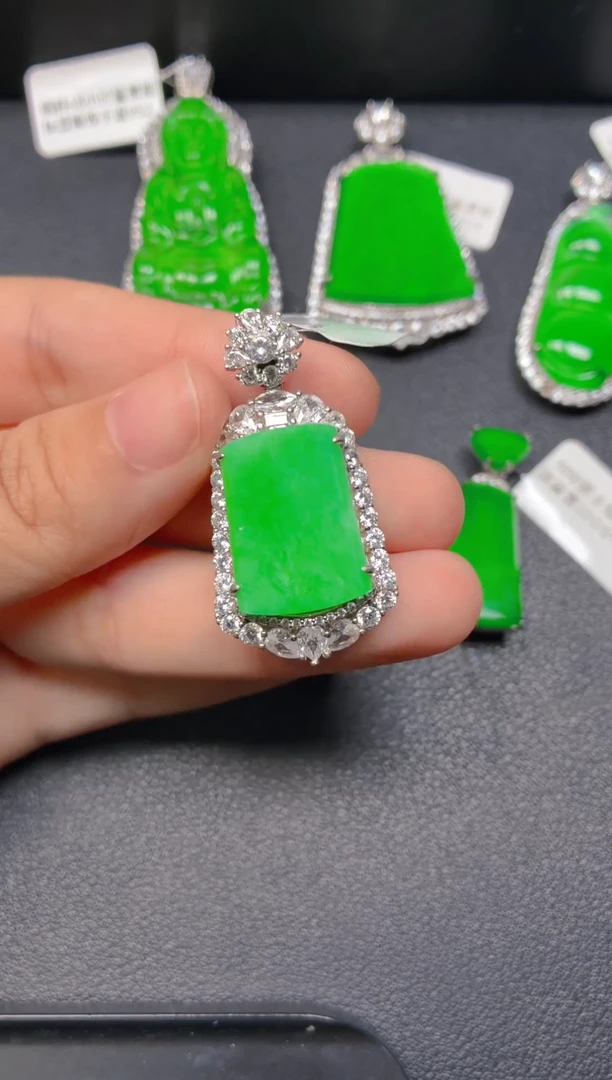 颈饰银S925镶嵌翡翠1