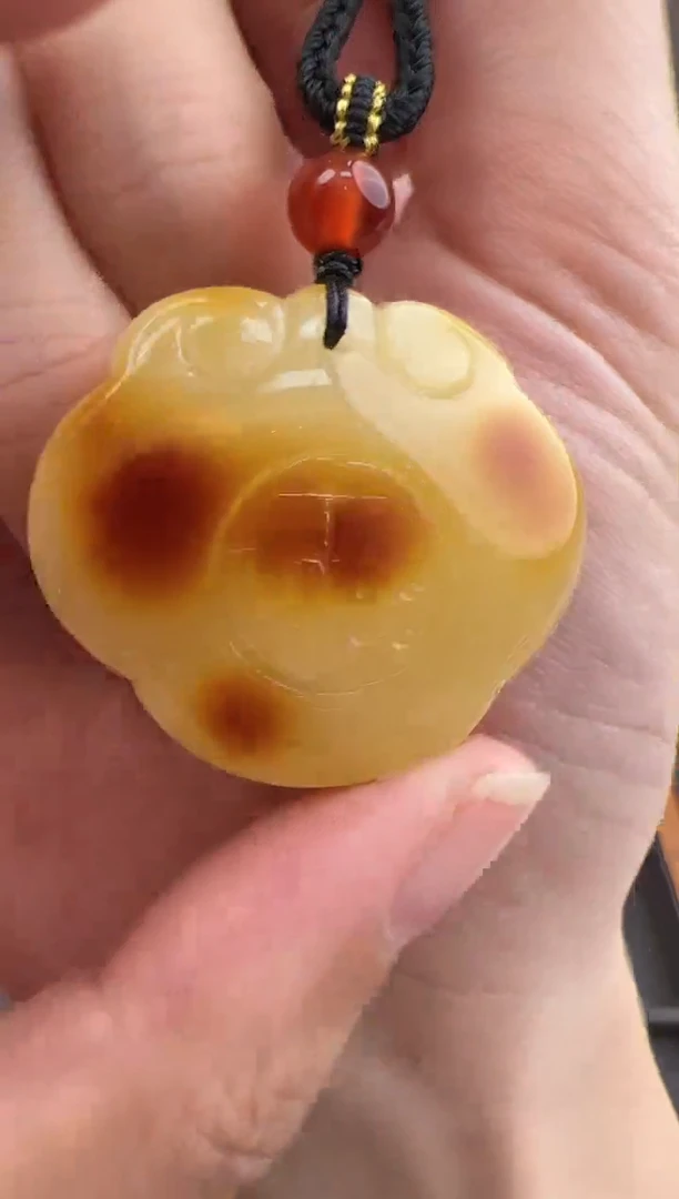 【闪购商品】琥珀裸石未镶嵌10116082-吊坠