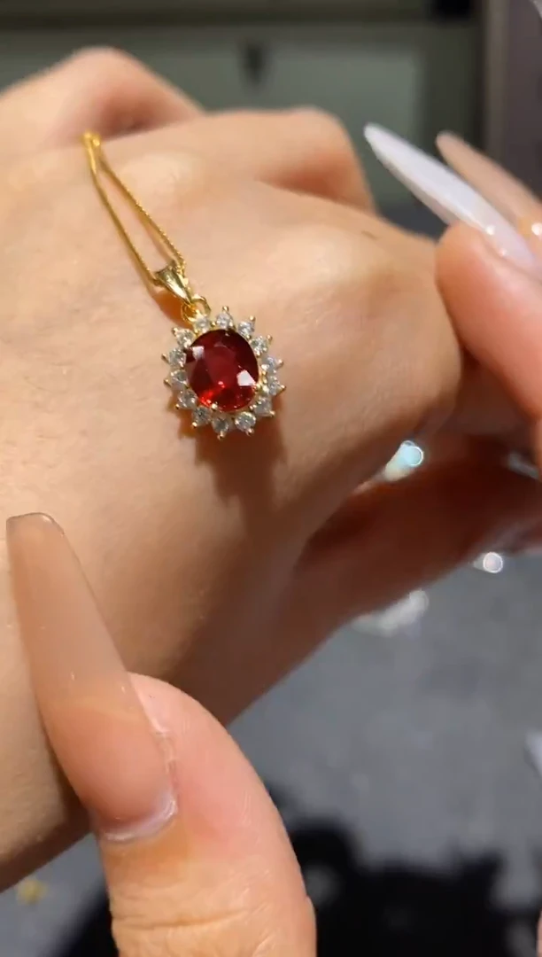 颈饰蓝宝石银S925镶嵌吊坠