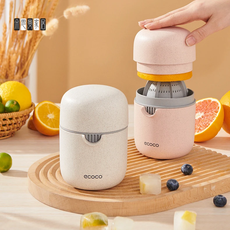朵思曼简易手动榨汁器小型水果橙汁压榨器便携式石榴橙子榨汁机手