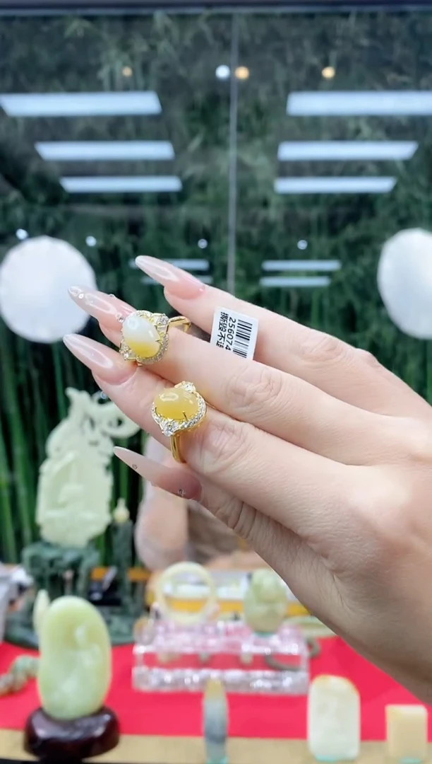 银S925镶嵌和田玉挂件闪购糖色戒指多样发发一件