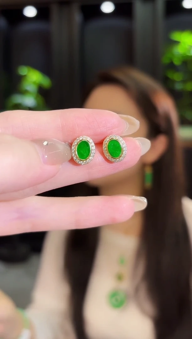 翡翠未镶嵌耳饰椭圆 缅料A货/多样性发货/一件