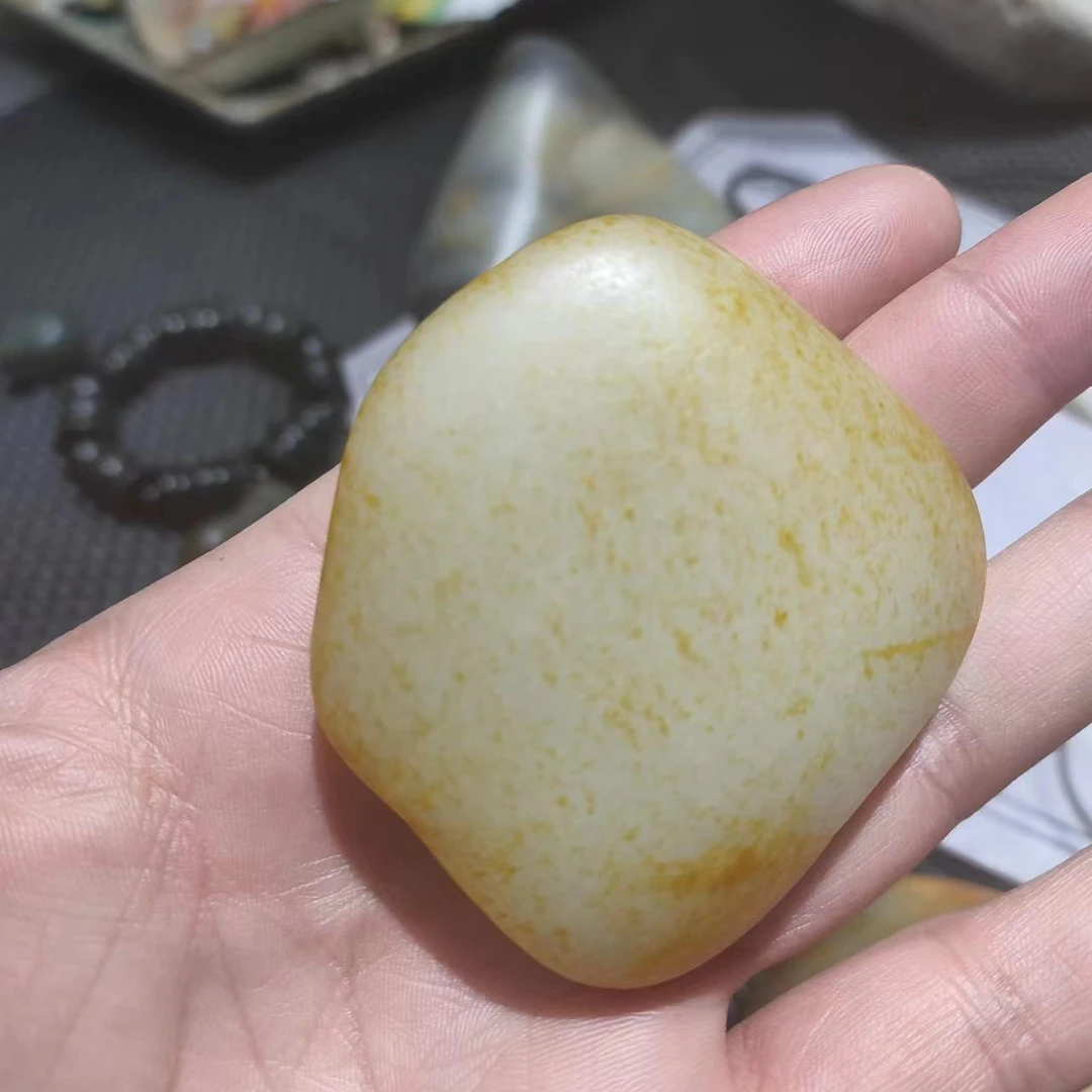 新疆墨玉河坝水冲石