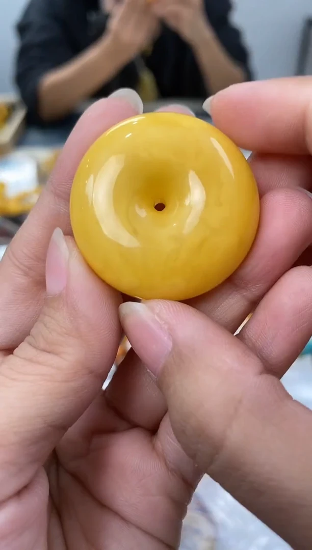 【闪购商品】琥珀裸石未镶嵌天然琥珀蜜蜡平安扣