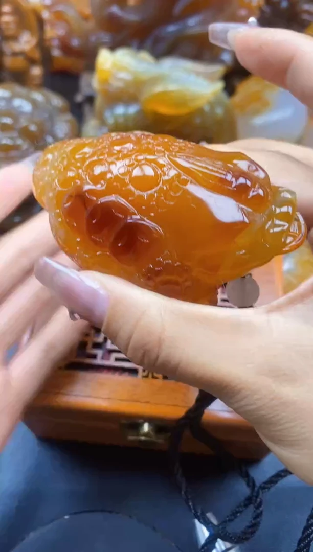 玛瑙/玉髓挂件未镶嵌老****3ll