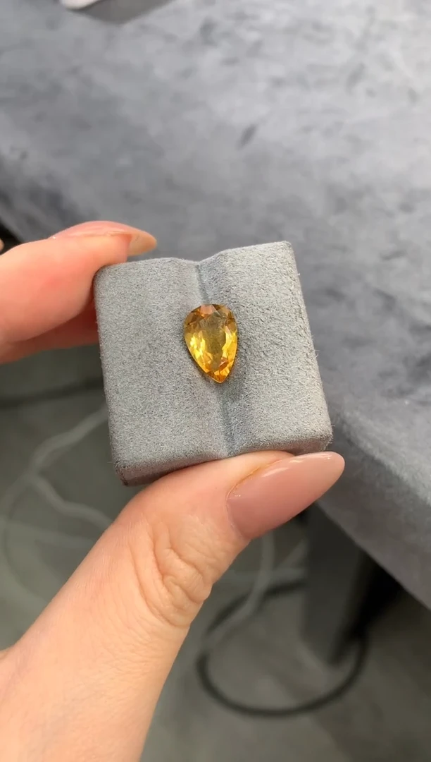 未镶嵌珠宝半成品水晶黄水晶2ct