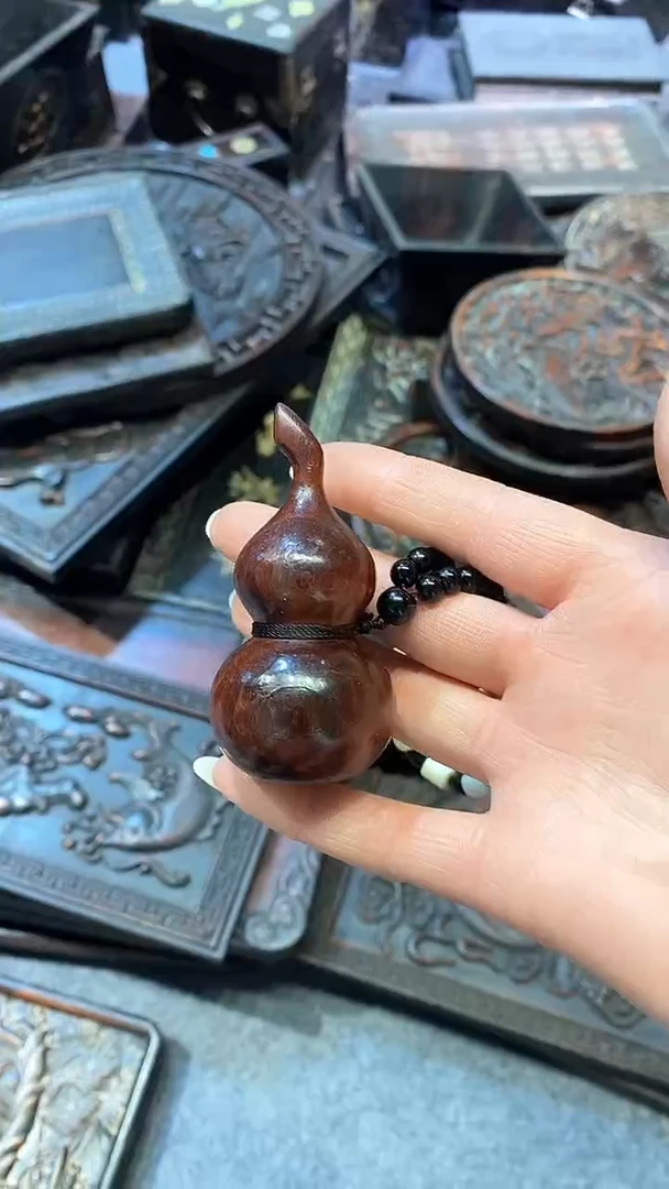 木紫檀雕刻一物一拍以直播间为准