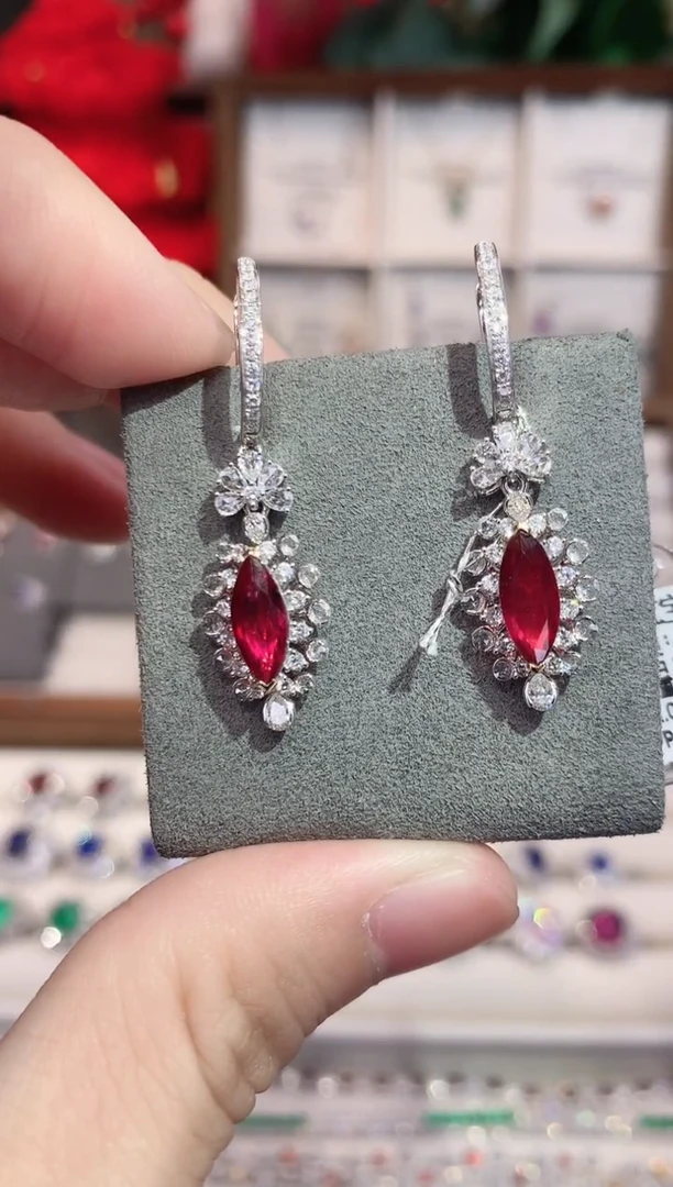 18K金镶嵌耳饰红宝石2.11ct/天然宝石/七天无理由