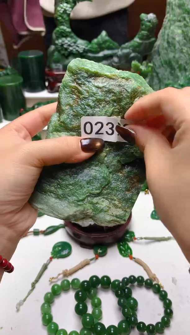 未镶嵌和田玉珠宝半成品1